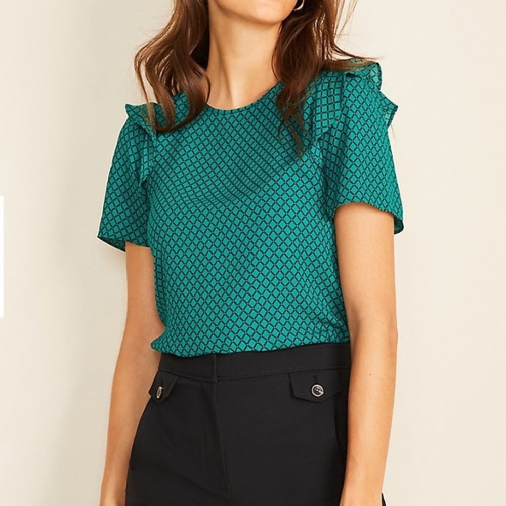 🥳HOST PICK🤩 Ann Taylor Green Diamond Grid Shirt